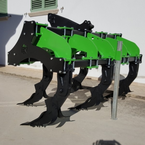 DSV - Macchine Agricole - RQ_BOLT-M