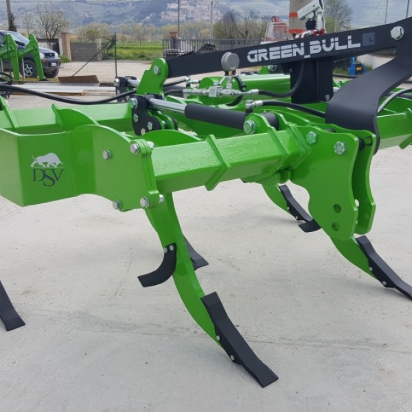 DSV - Macchine Agricole - Ripuntatore GREEN_BULL-L