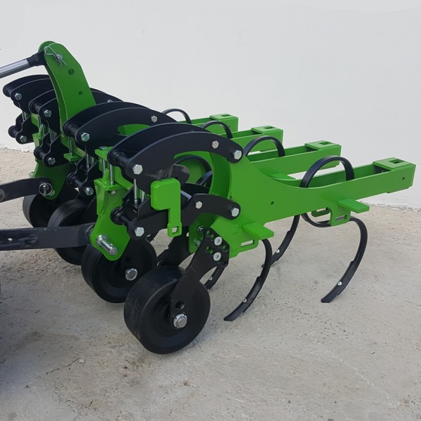 DSV - Macchine Agricole - Sarchiatore WEEDER